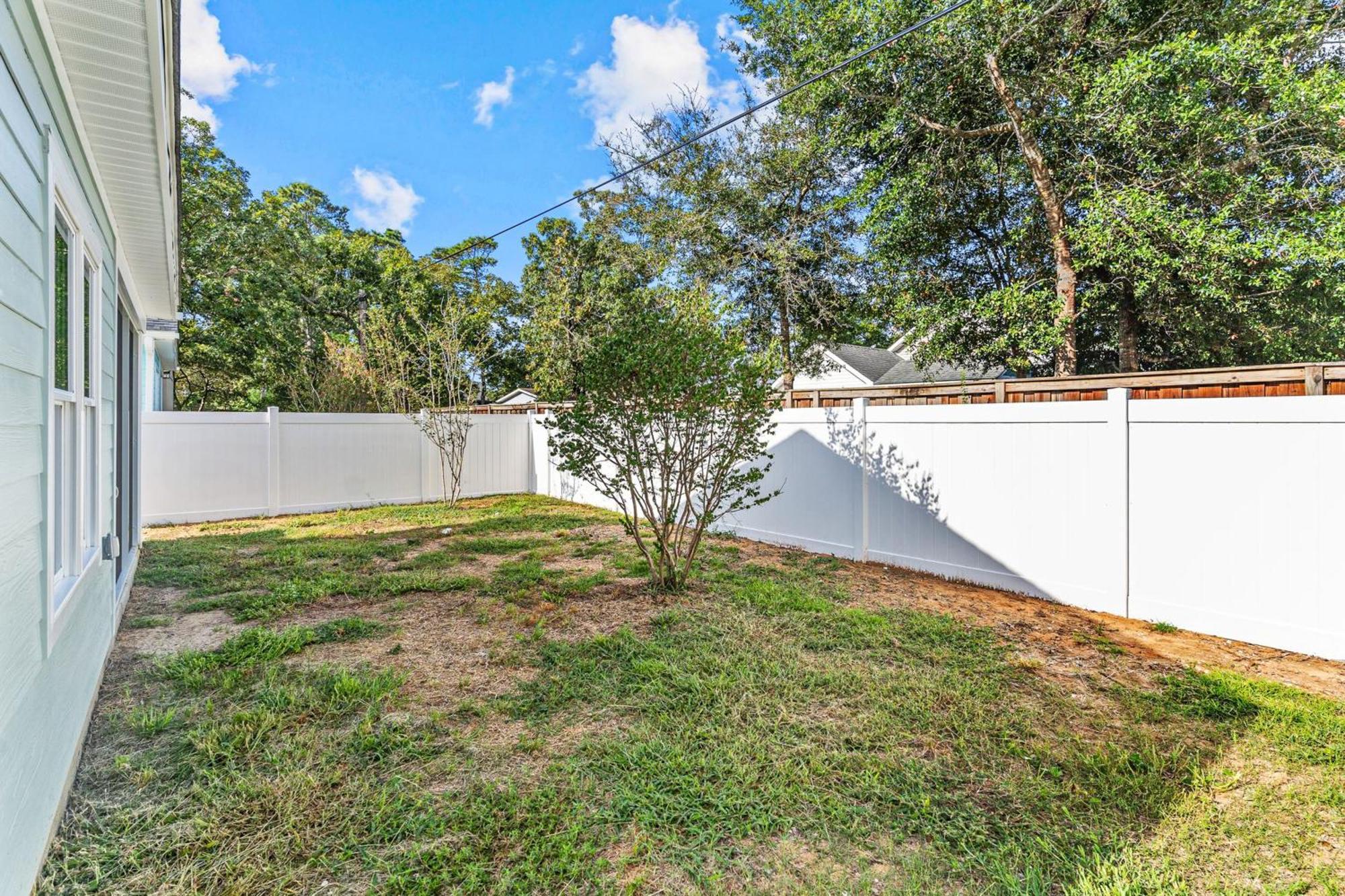 Pawsitive Island Escape Villa Oak Island Exterior photo